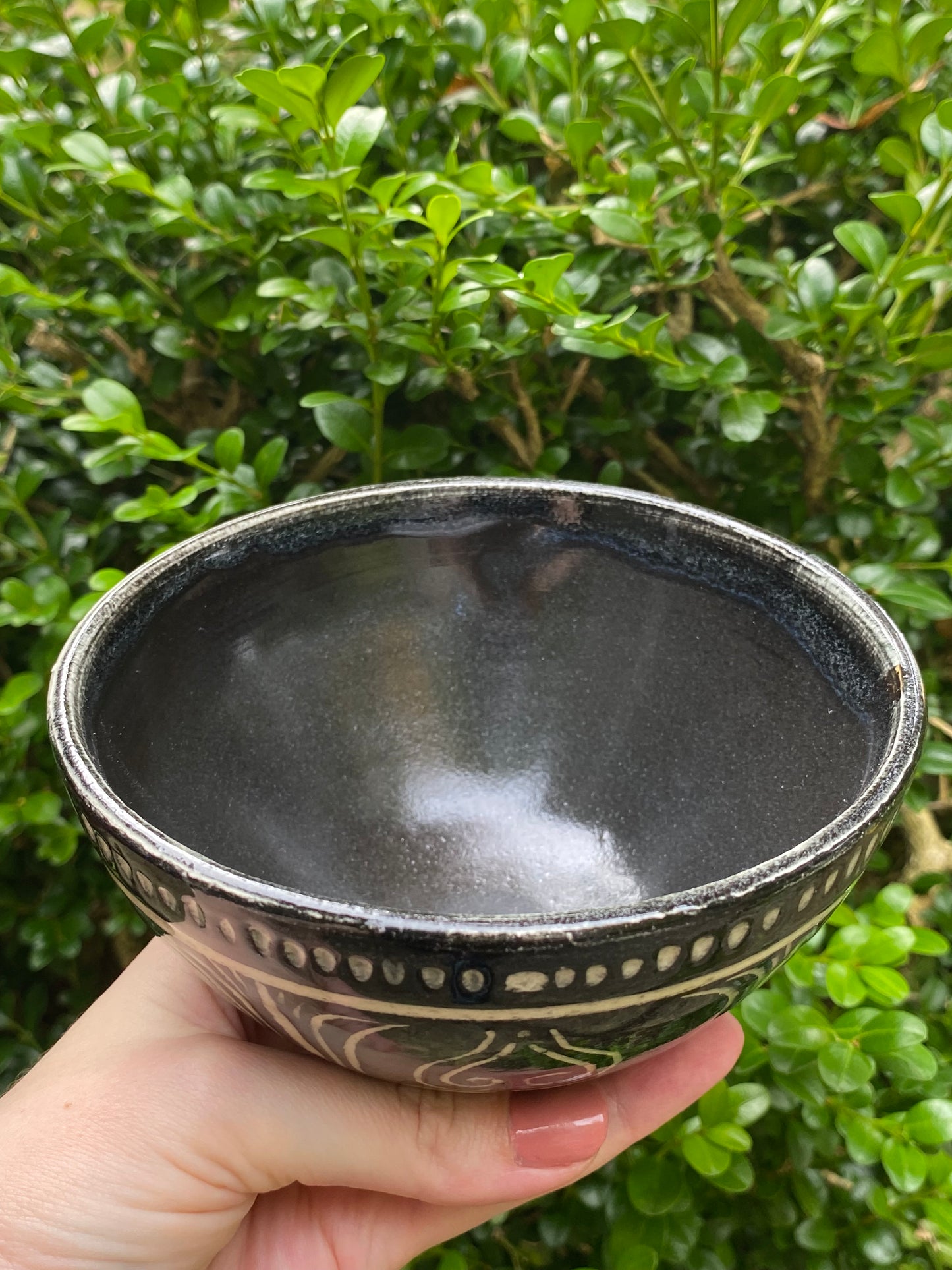 Greco Roman Sgraffito Bowl on White Clay
