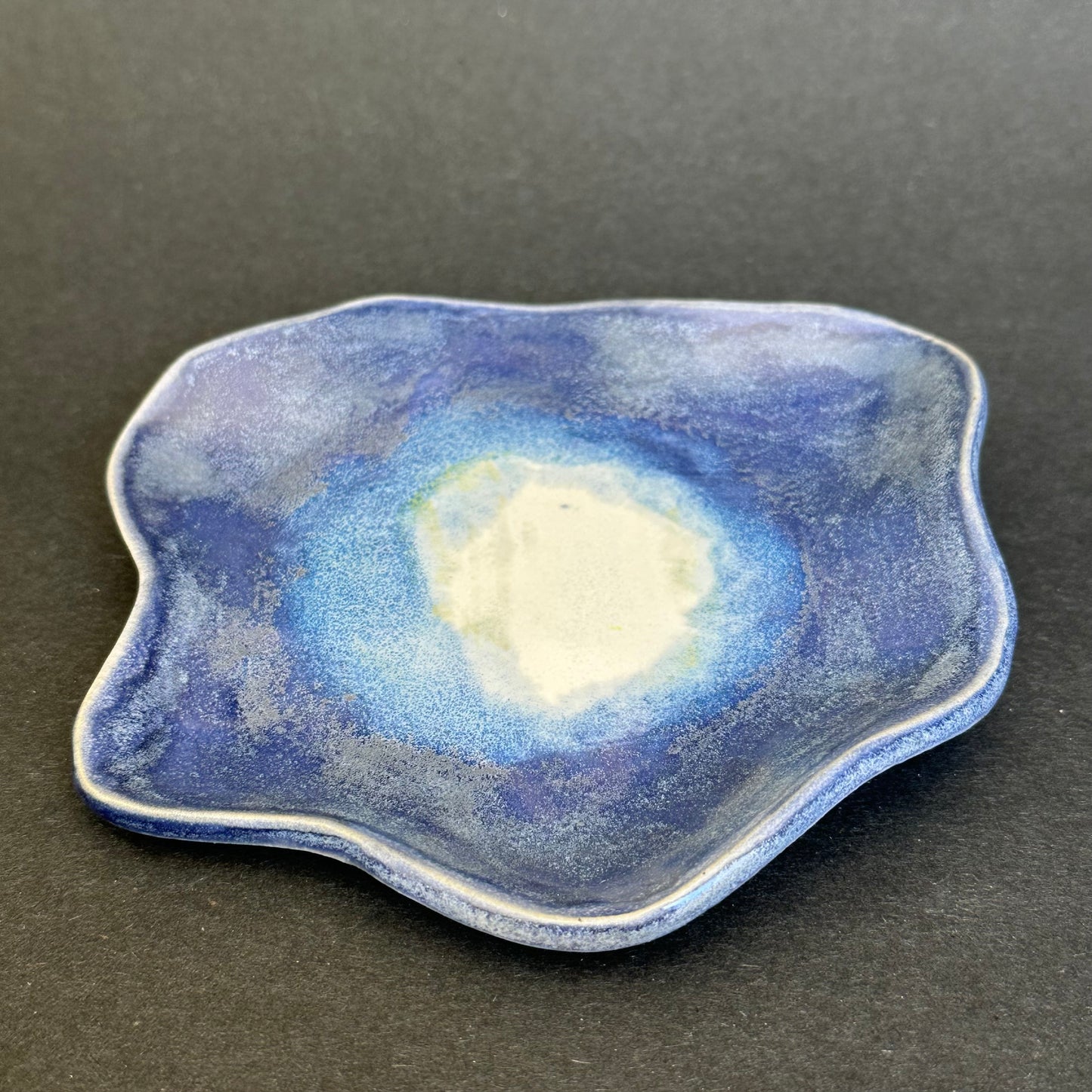Amoeba Plate