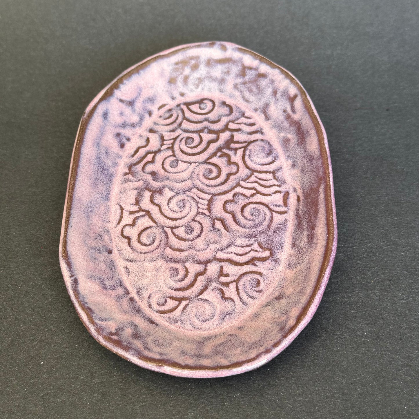 Pinky Cloudy Waves Plate