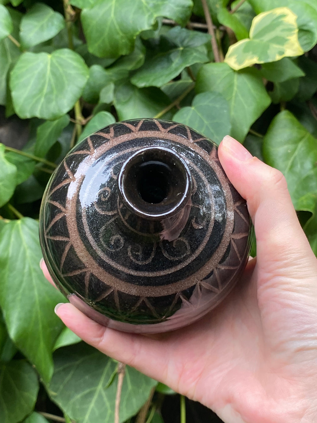 Chubby Sgraffito Vase